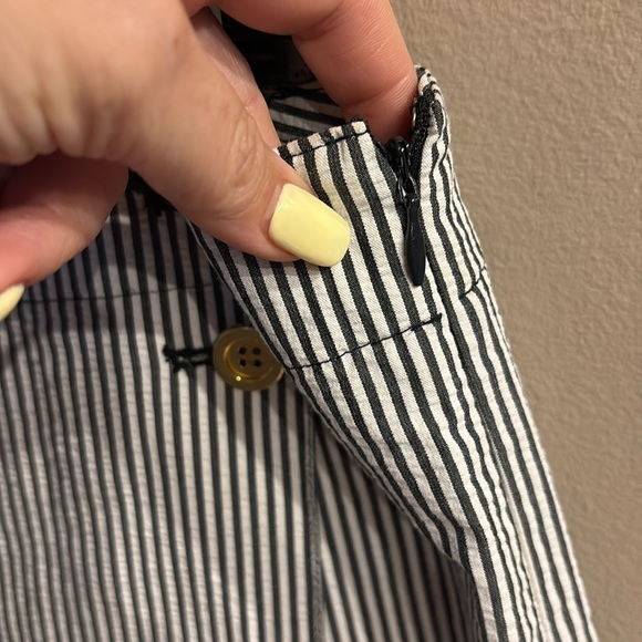 Jones New York women’s Black and White Striped skorts textured cotton size 10 - Picture 5 of 13